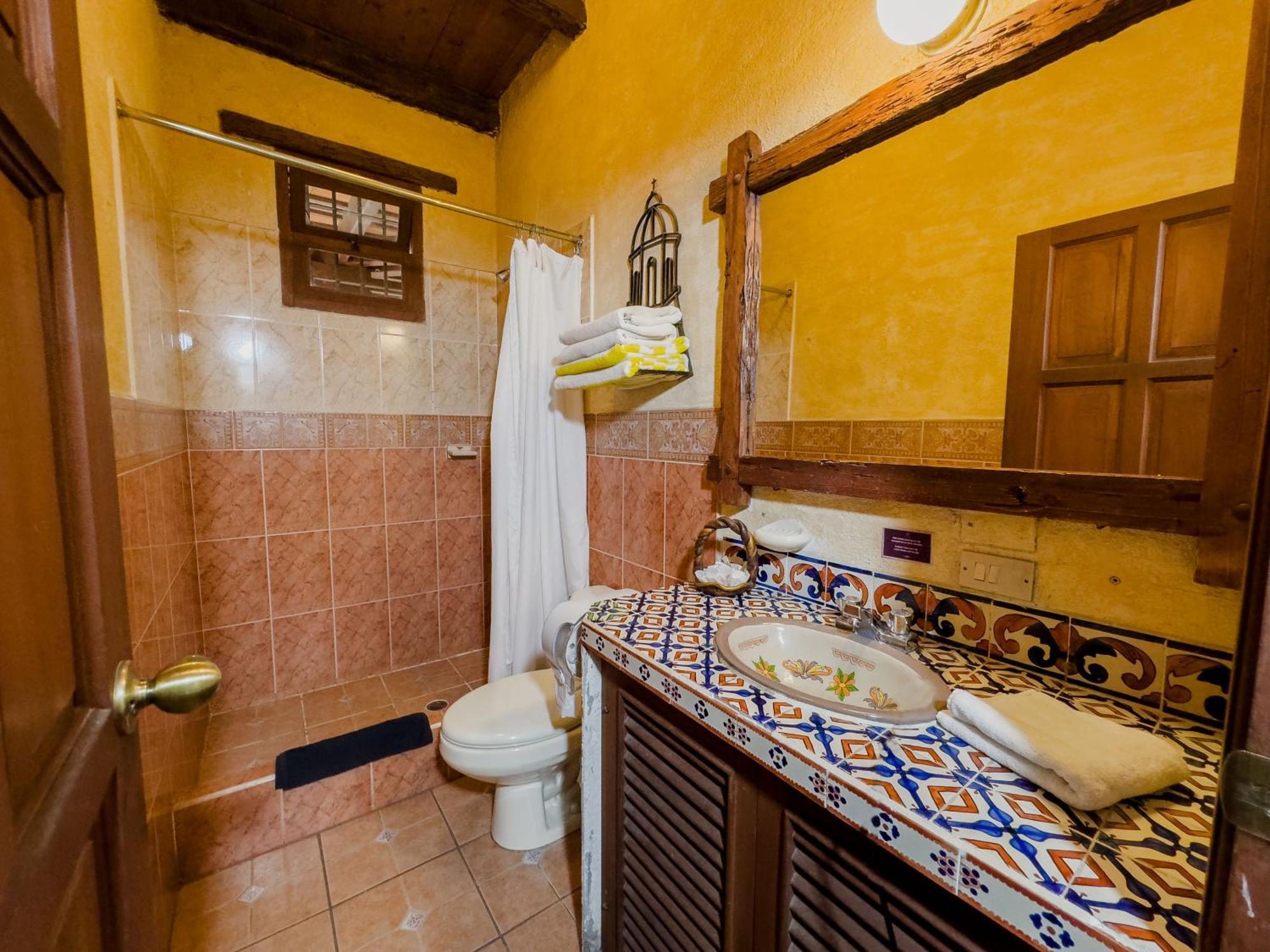Hotel Real Plaza Antigua Room photo