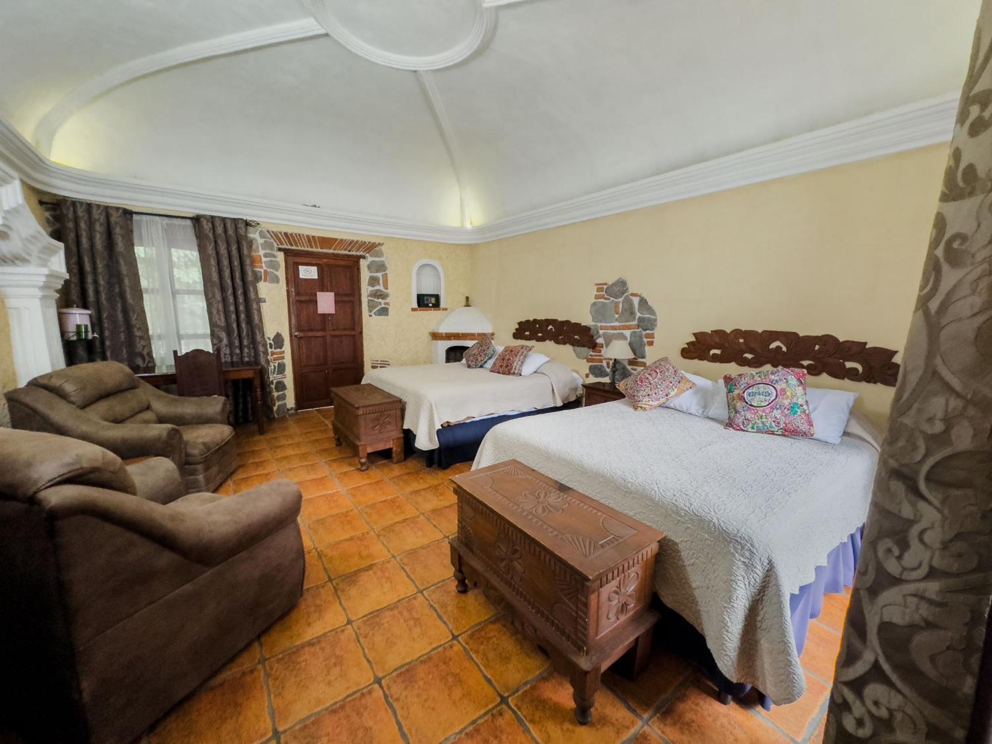 Hotel Real Plaza Antigua Room photo